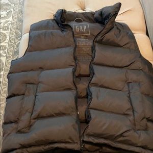 GAP men down vest
